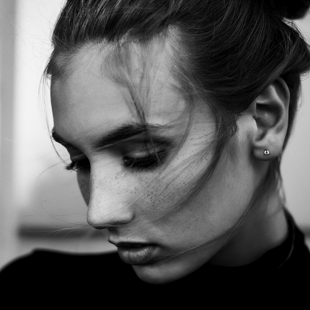 MINET Černé stříbrné náušnice KULIČKY MALÉ 3 mm