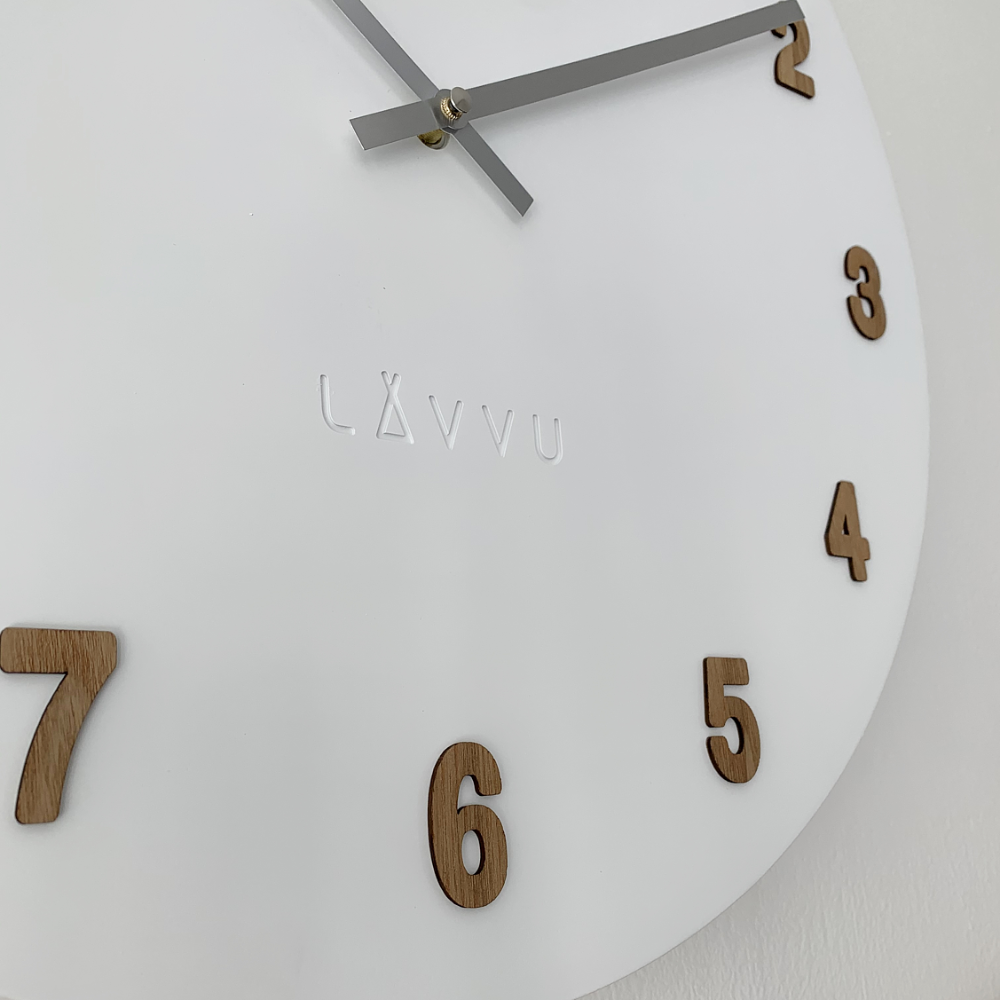 LAVVU Velké bílé dřevěné hodiny WHITE