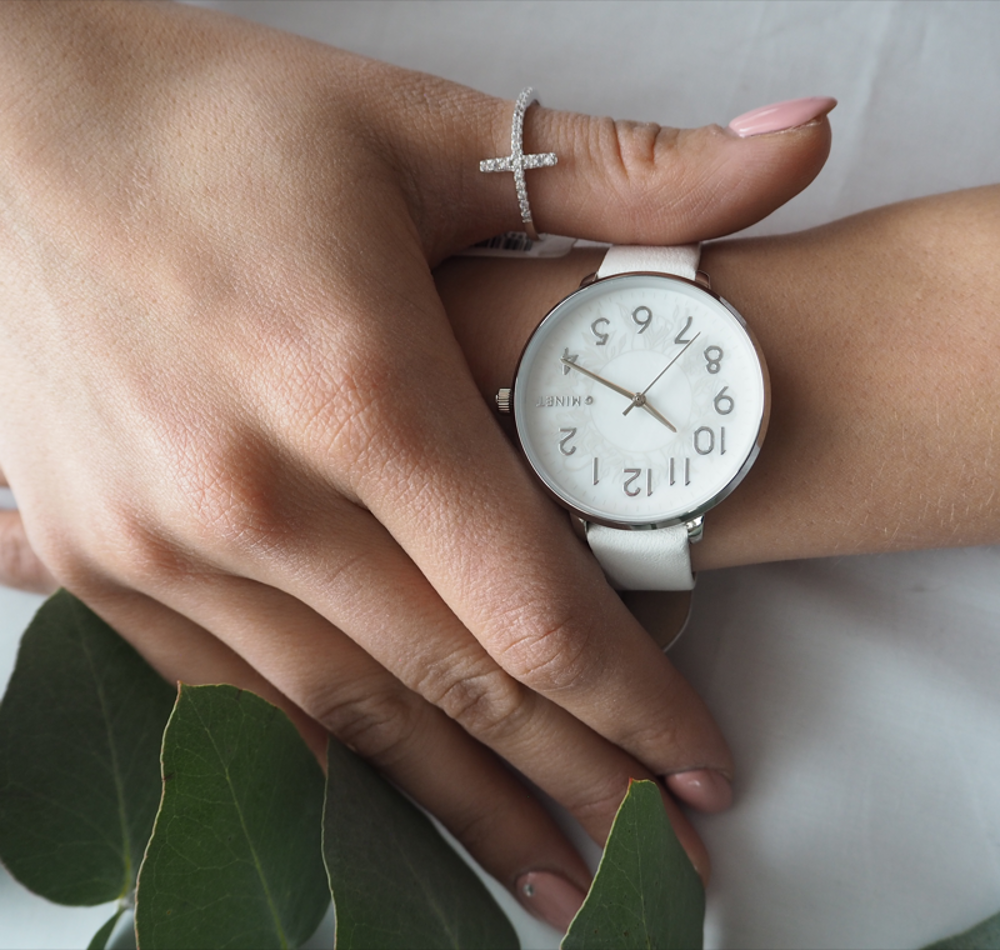 MINET Stříbrný prsten KŘÍŽEK s bílými zirkony vel. 56 JMAN0005SR56