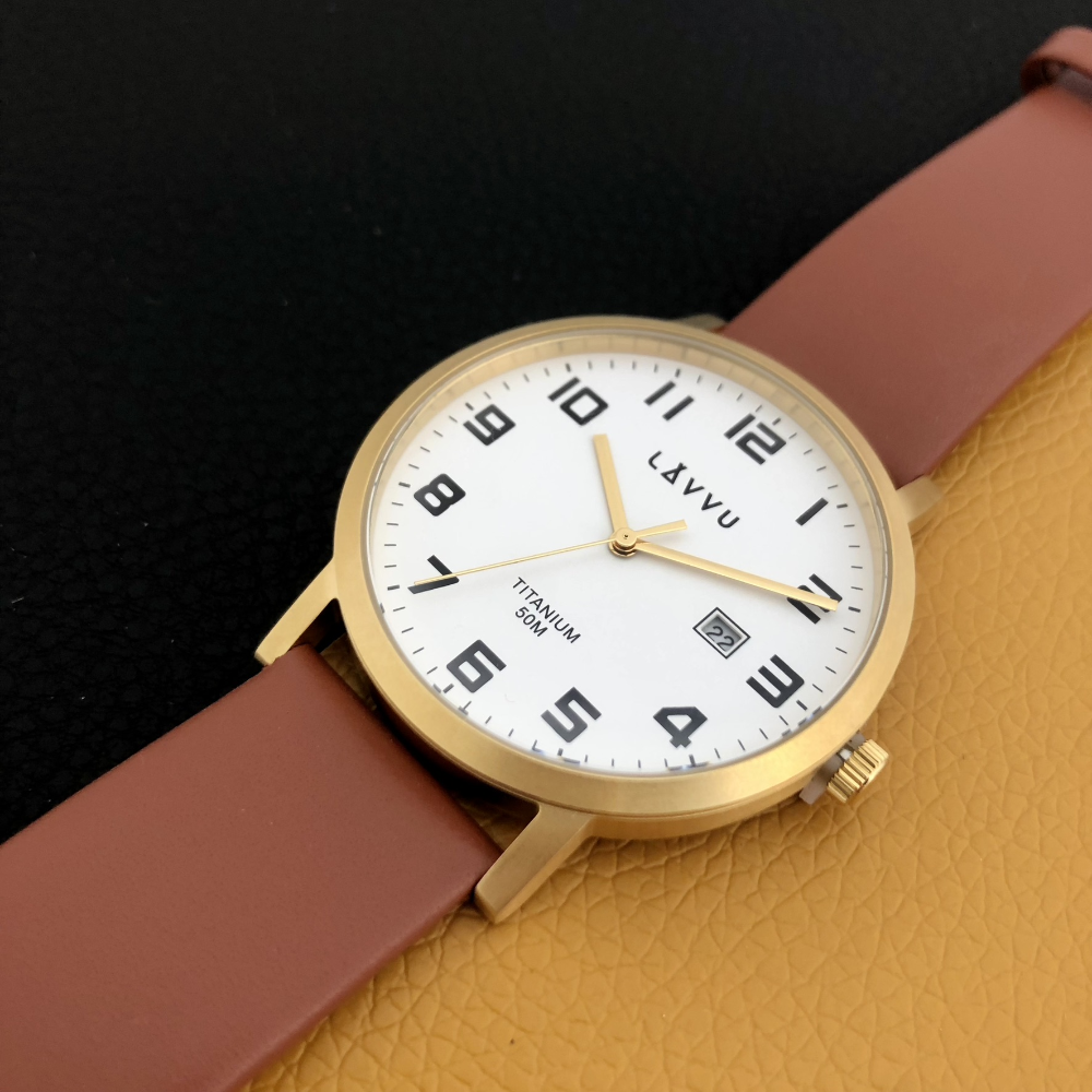 Extrémně lehké titanové hodinky LAVVU TITANIUM LYNGDAL Gold