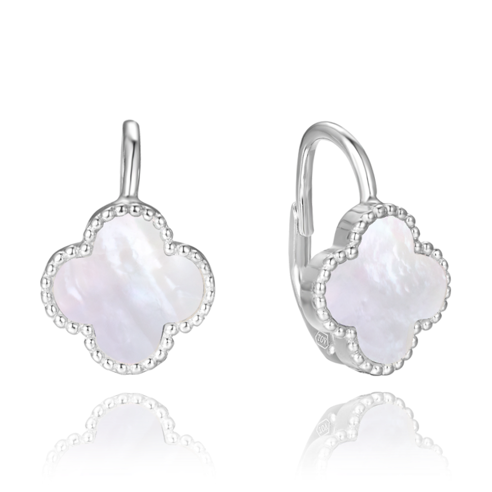 MINET Stříbrné náušnice čtyřlístky s bílou perletí JMAS7043WE00