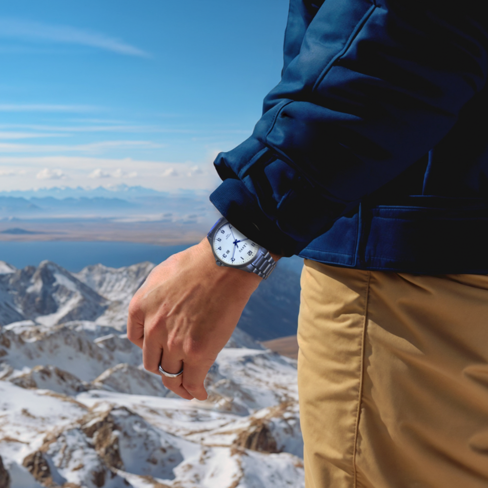 LAVVU Titanové hodinky se safírovým sklem LAVVU TITANIUM LILLEHAMMER White LWM0150